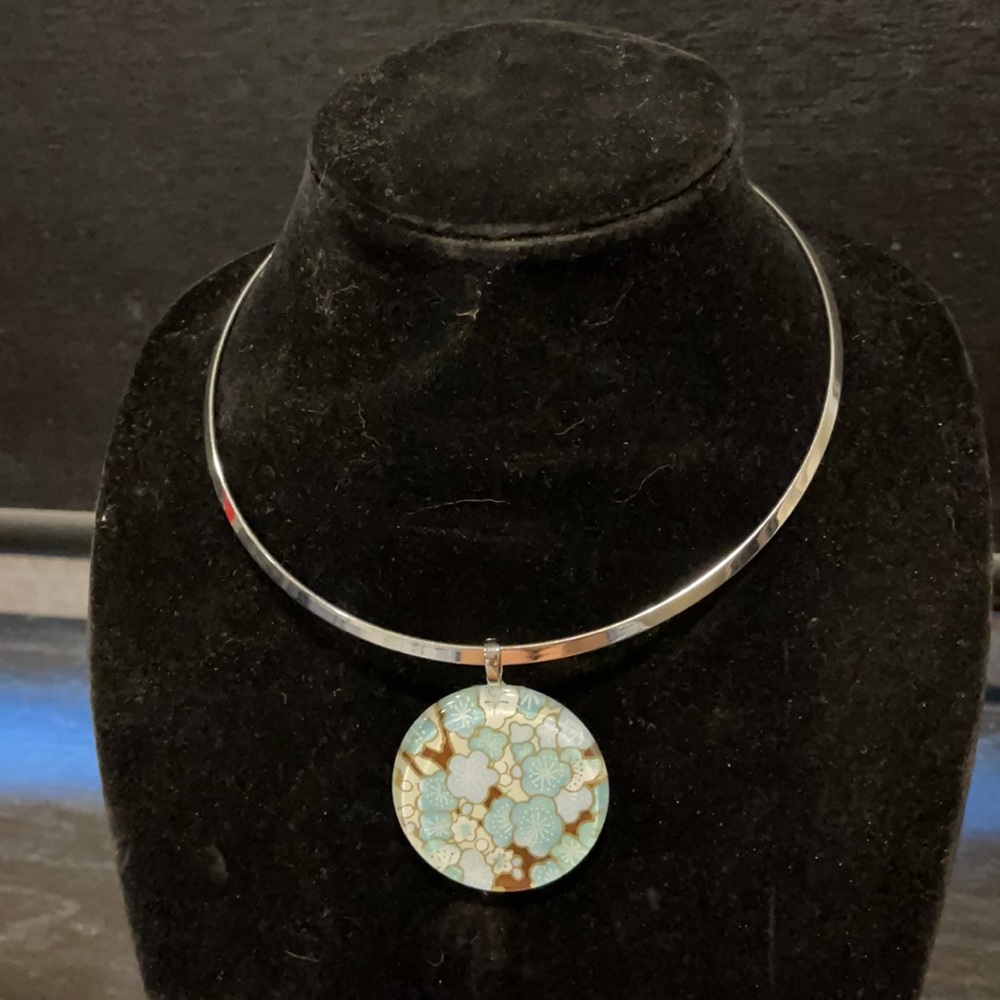 Vintage GamiGlass pendant & choker. Plus 2 more pendants.